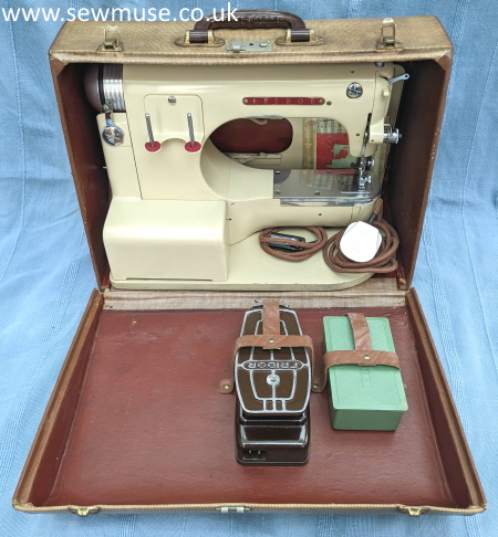 Fridor Stitchmaster case with machine